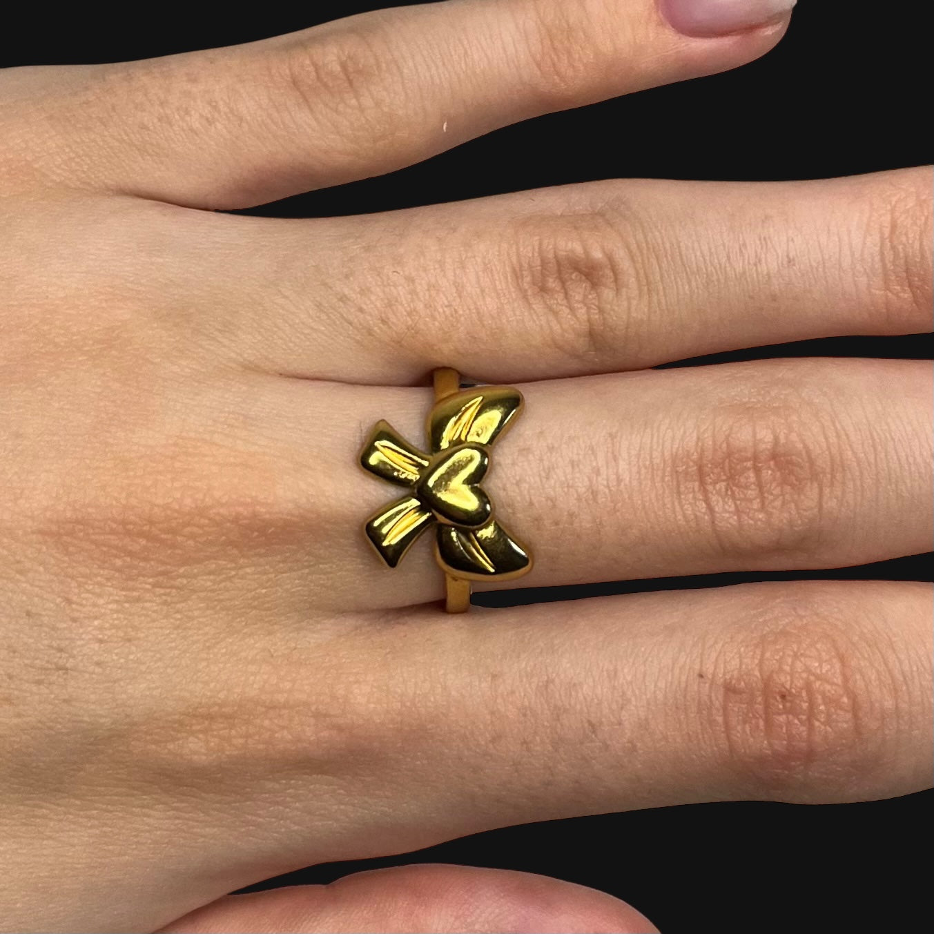 Tied love ring gold