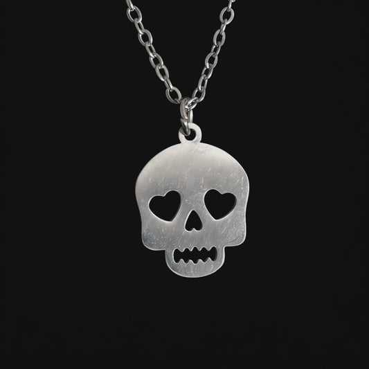 Skull necklace silver